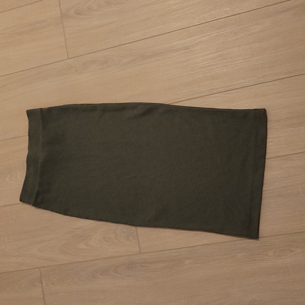 Pencil skirt